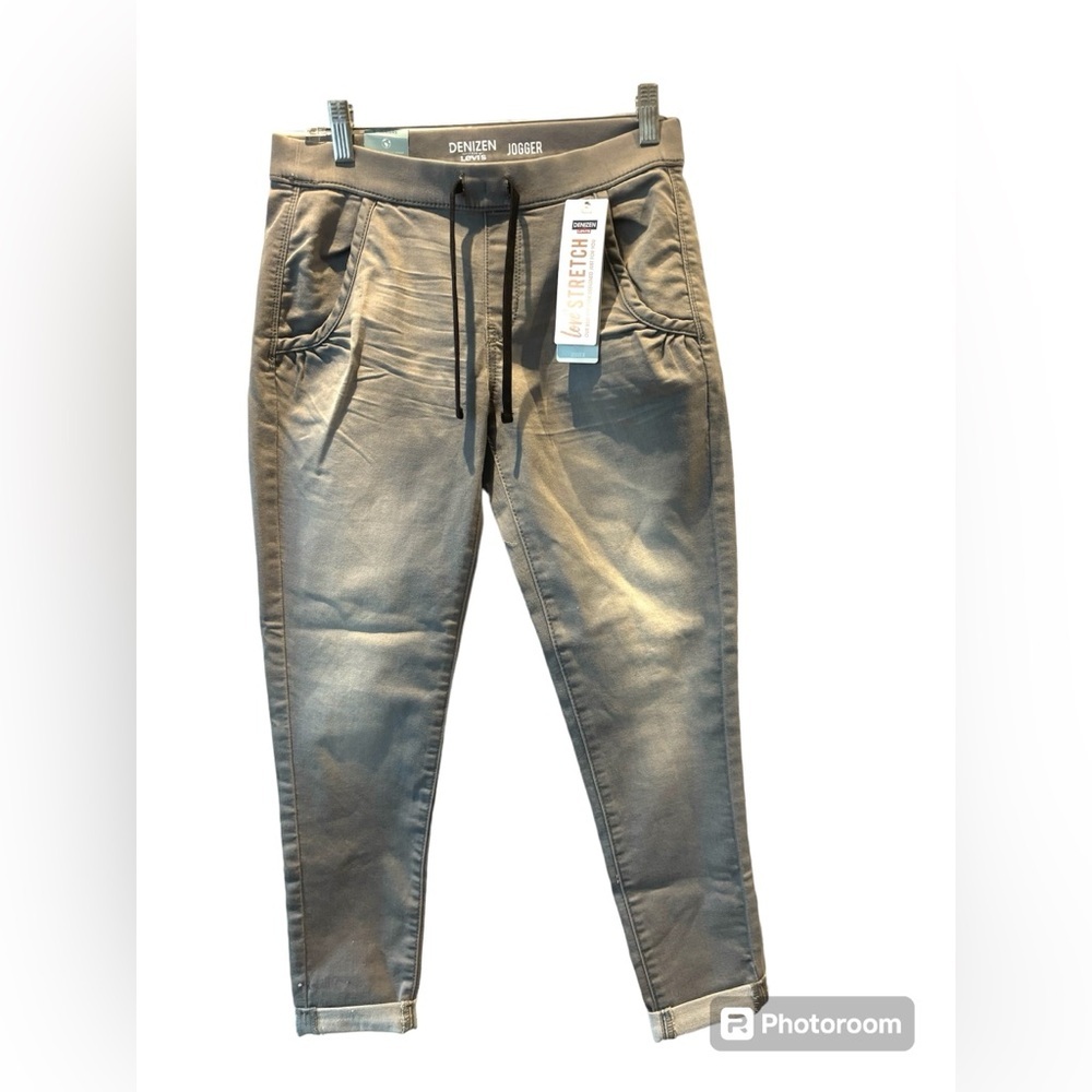 NWT Denizen jogger jeans pull on SZ 5 Juniors.